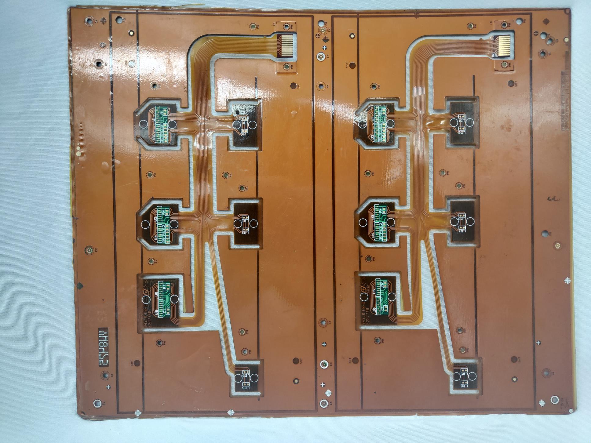 線路板行業(yè)打印機(jī)盛煌科-04740